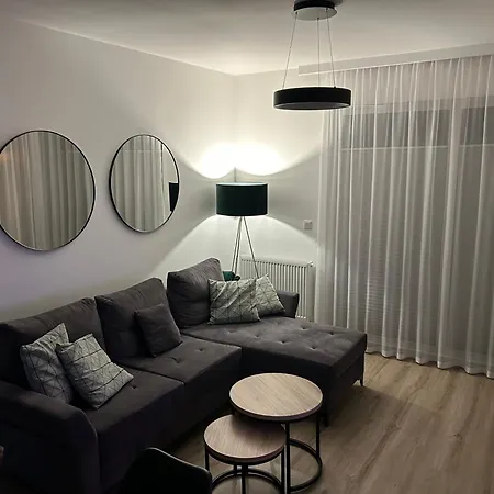 Apartment Sosnowa 4 *